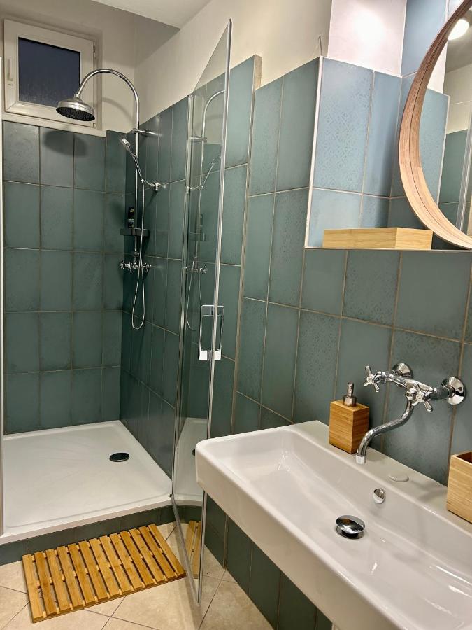 Almond Studio Apartment Bratislava Exterior photo